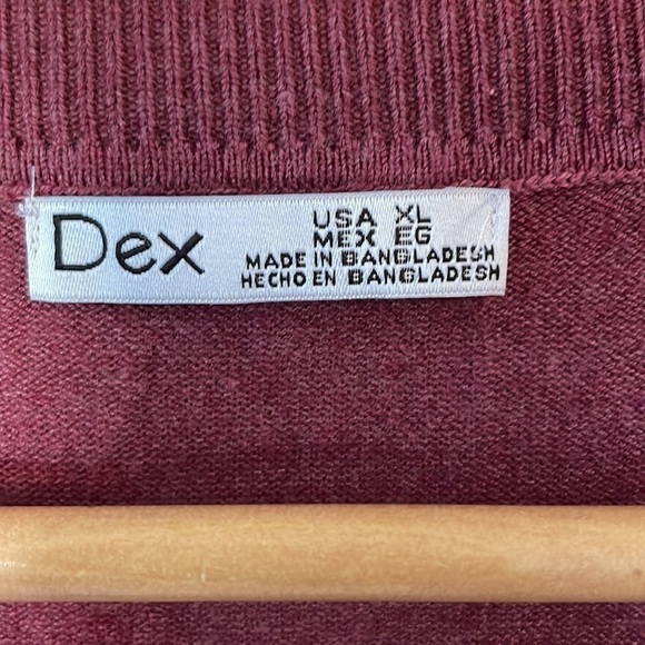 Dex Cropped Front Knot Sweater size XL - Picture 2 of 5